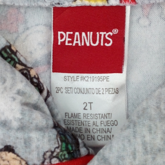 Peanuts Christmas Gray Characters Pajama Set 2T Long Sleeve Warm 2 Piece Set - Picture 6 of 10